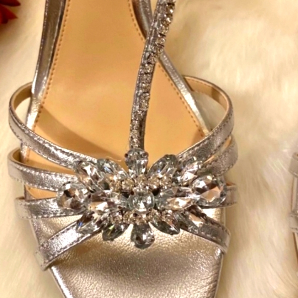 Sandal